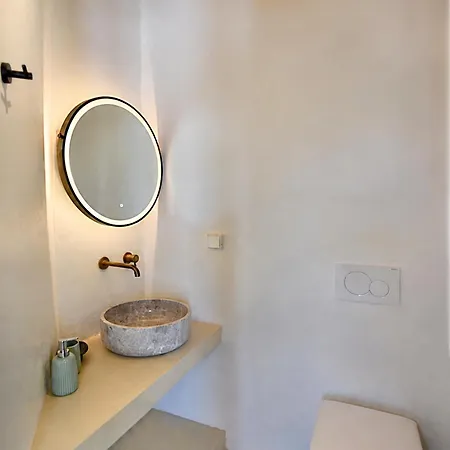 Cycladic * Koumaros